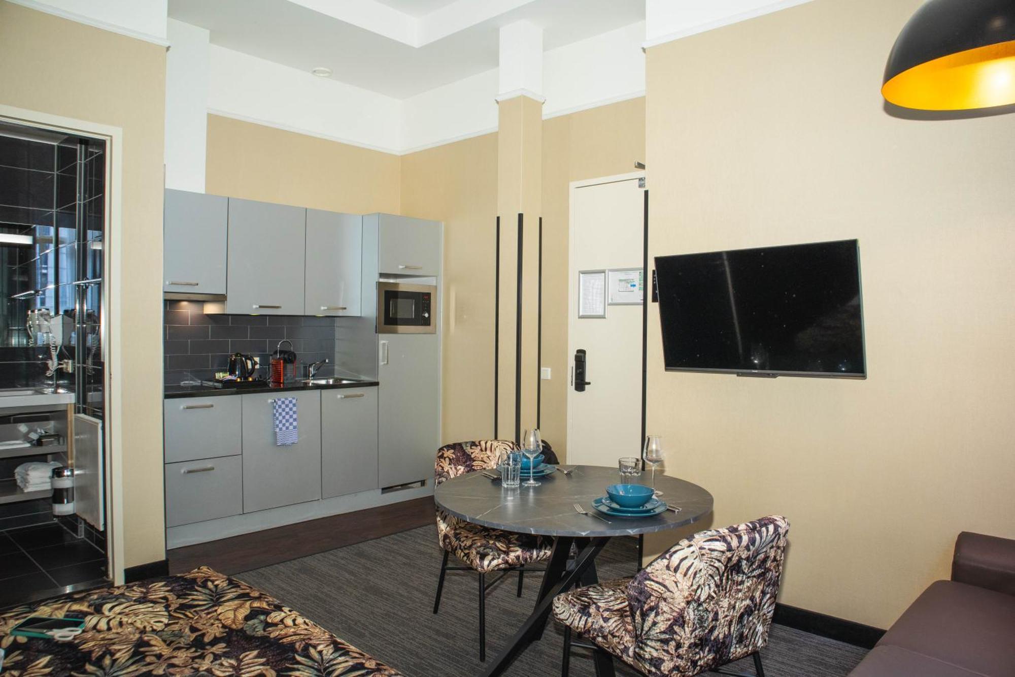 Golden Mansion Aparthotel Амстердам Экстерьер фото
